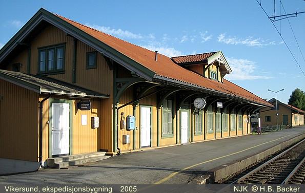 Vikersund stasjon